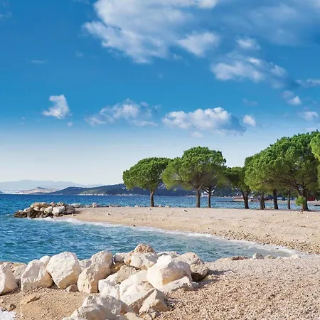 Amazing In With Wifi Apartament Selce